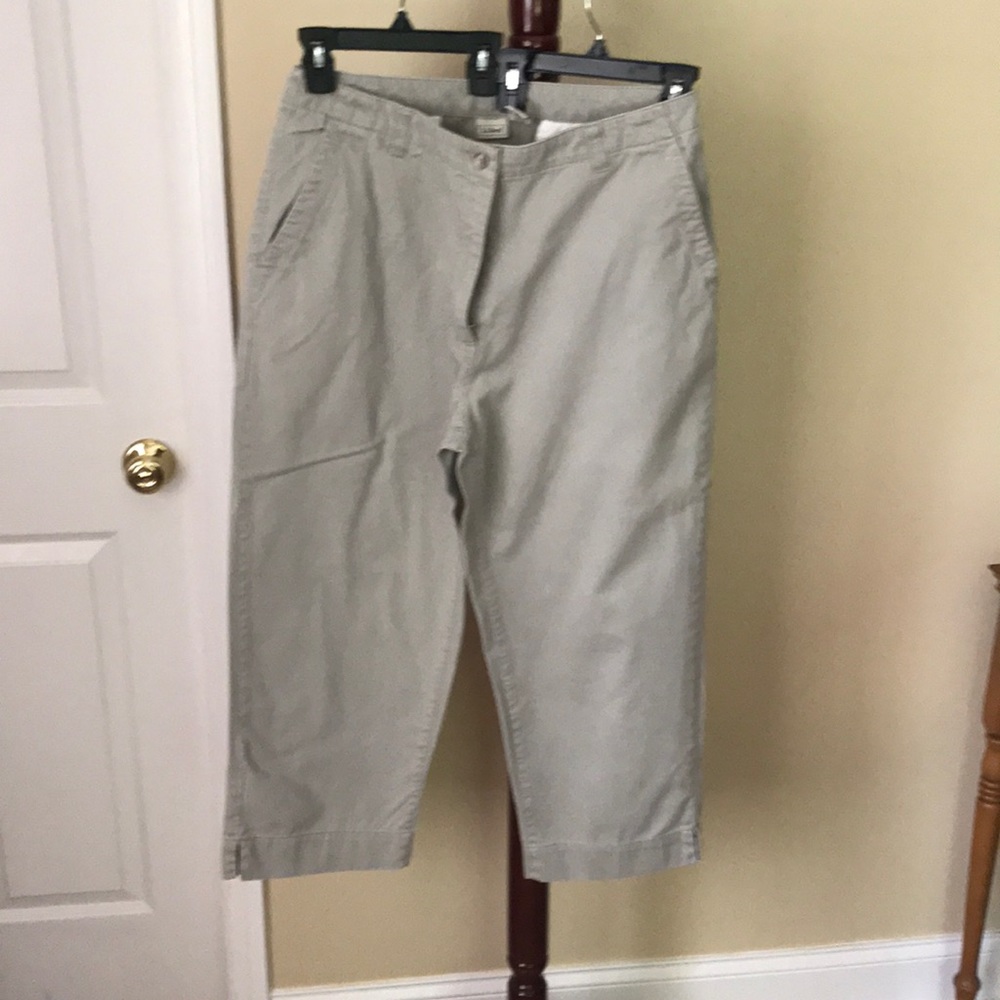 Woman’s capri khaki pants. LLBean size 14